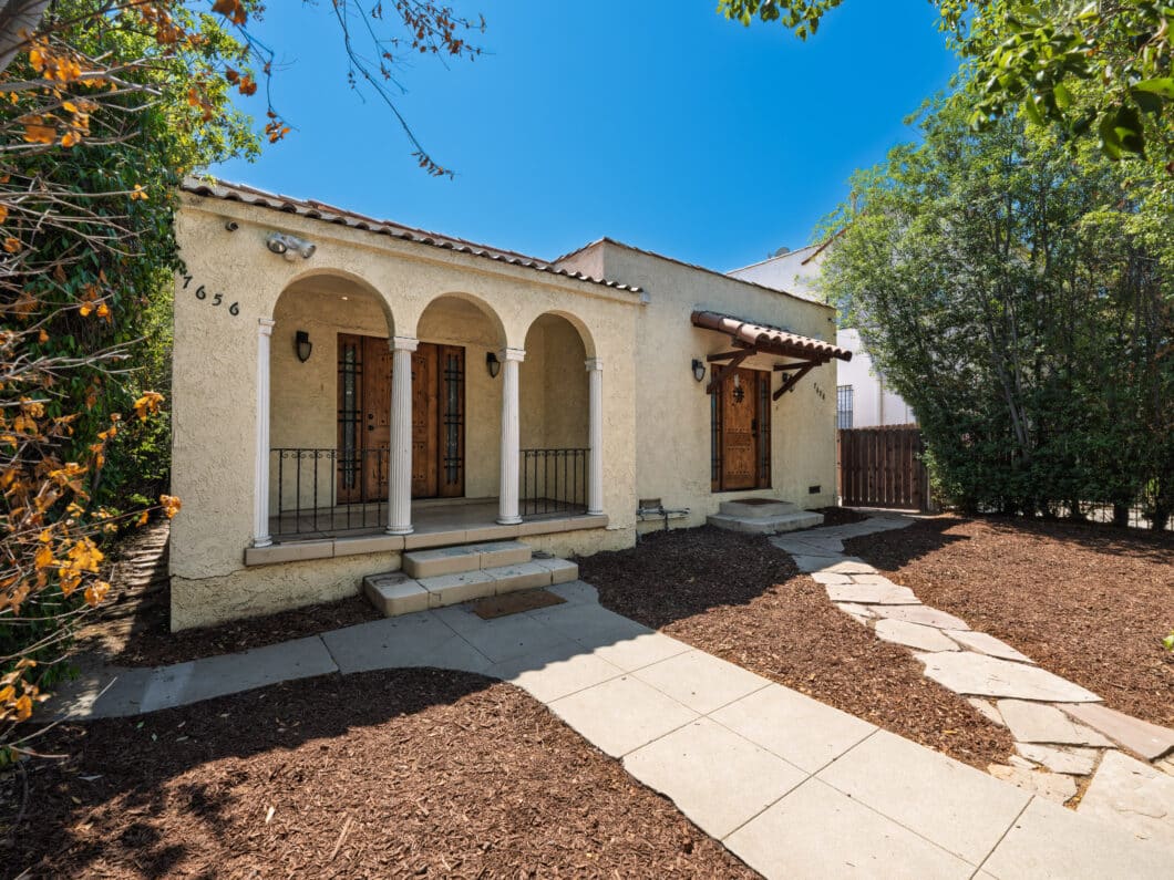 7656 Fountain Avenue, West Hollywood, CA 90046 1 DSF0478