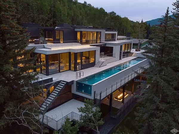 Hollywood Movers: Celeb Home Sales in LA You Might Have Missed in 2025 5 image 8